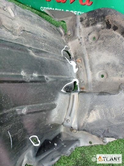 Подкрылок передний левый toyota mark X