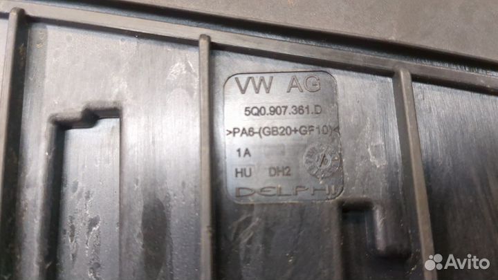 Блок предохранителей Skoda Octavia (A7)