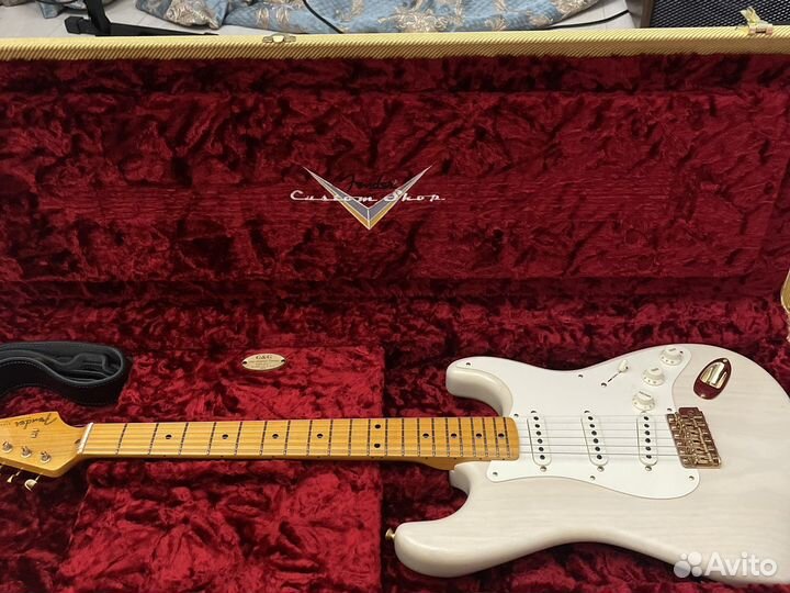 Fender stratocaster custom shop vintage 57