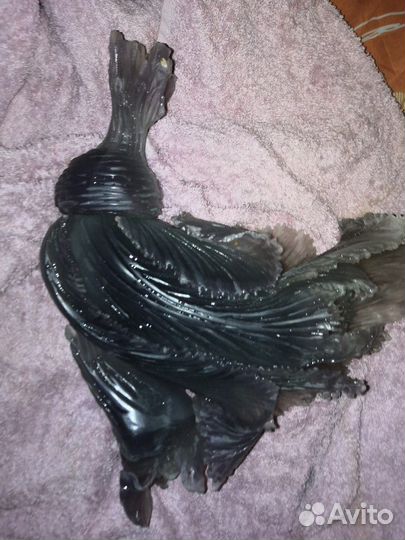 Резная фигура капуста из нефрита