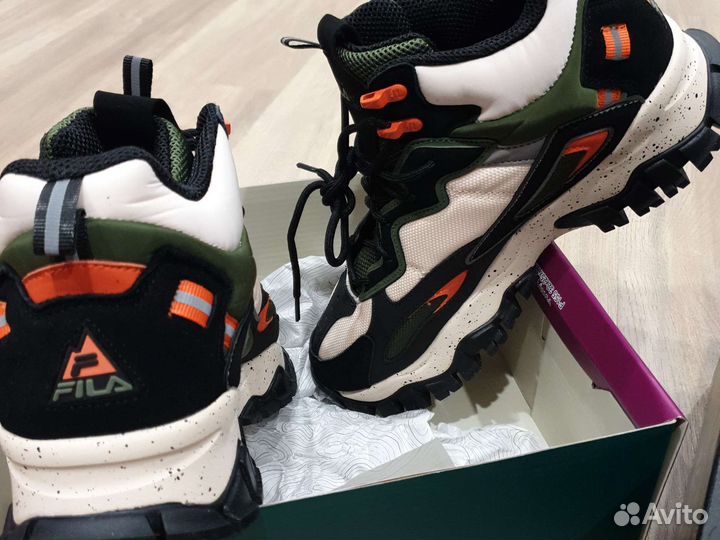 Кроссовки мужские 42.5 размер,оригинал 100