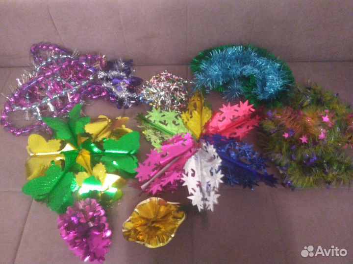 Новогодние украшения, мишура