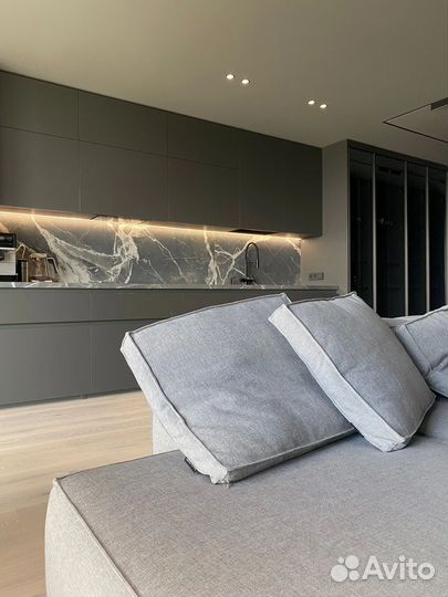 Кухня под потолок