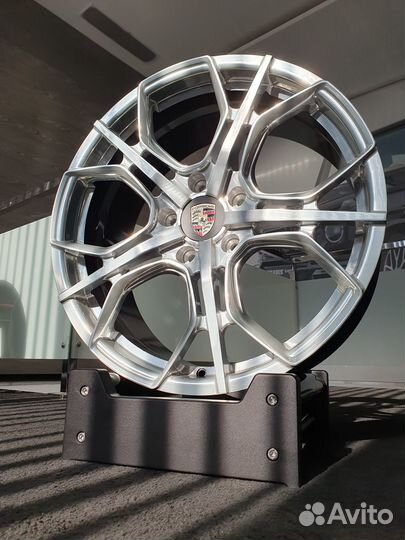 Кованые диски R20 Porsche 911 в наличии