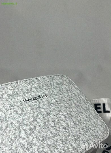 Сумка Michael Kors: ваш стиль через плечо