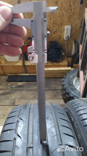 Dunlop Sport Maxx RT 235/55 R17 99V