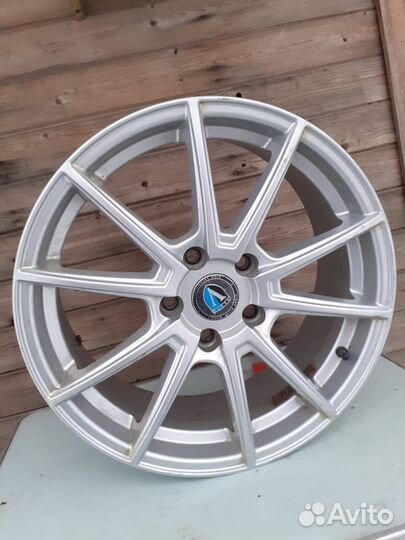 Литые диски R17 2 шт