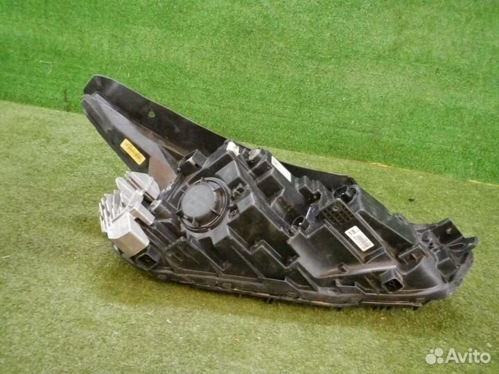 Фара левая Kia K5