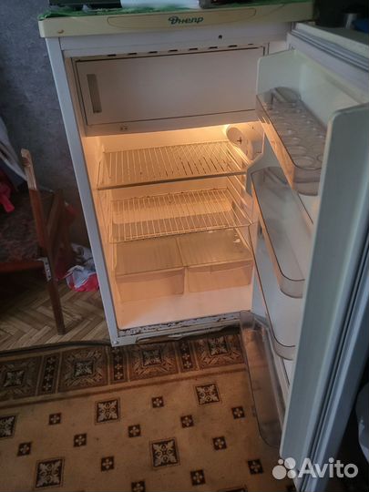 Холодильник бу маленький