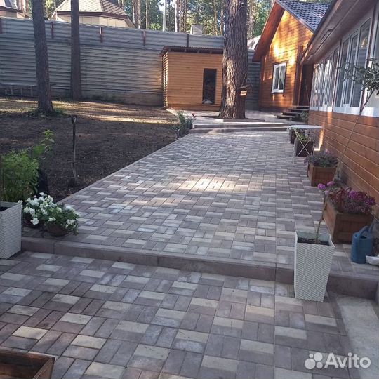 Кладка брусчатки