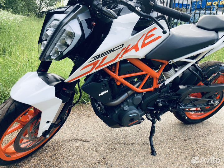 Мотоцикл KTM duke 390