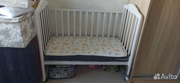 Детская кроватка