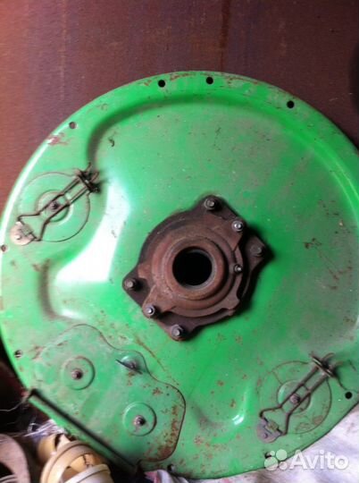 Фланец в сборе барабана обмолота на комбайн 