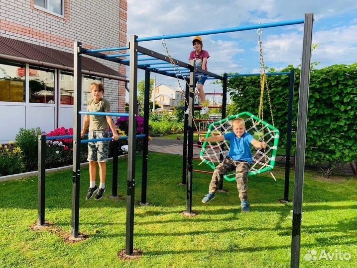 Спорткомплекс на участок и во двор