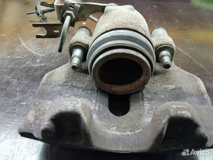 Суппорт тормозной передний правый Audi A4 B6 3191