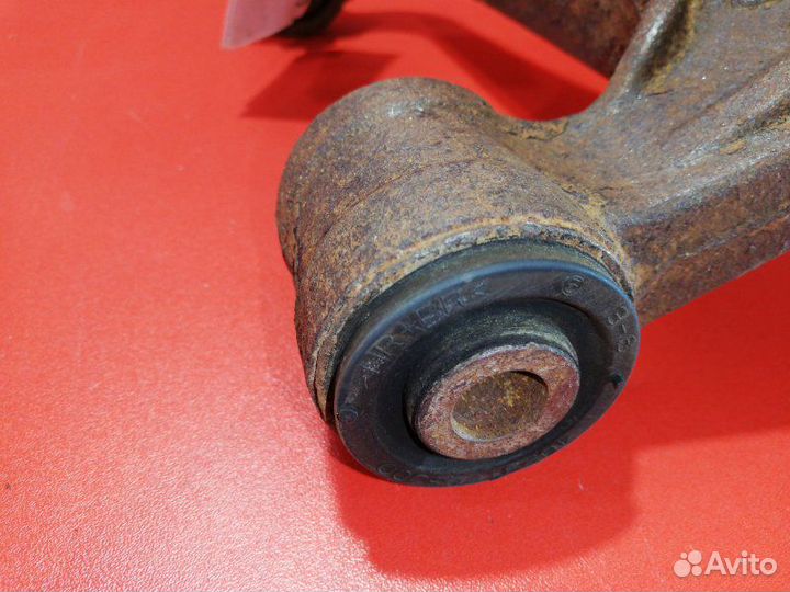 Рычаг подвески задний правый Suzuki Grand Vitara