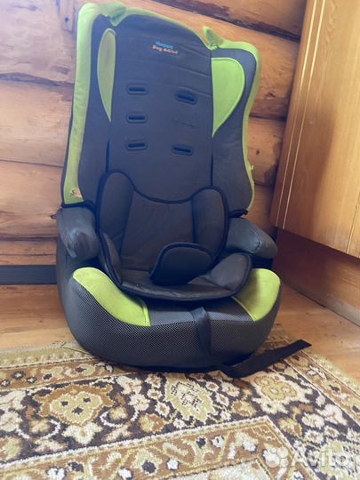 Автомобильное детское кресло
