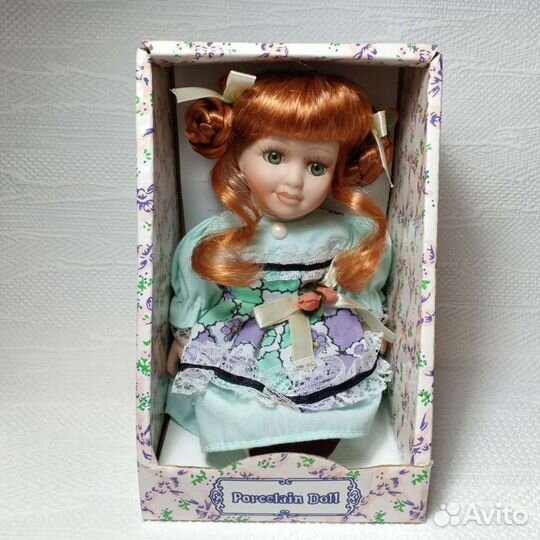 Кукла фарфоровая новая