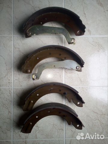 Задние тормозные колодки Ниссан Террано