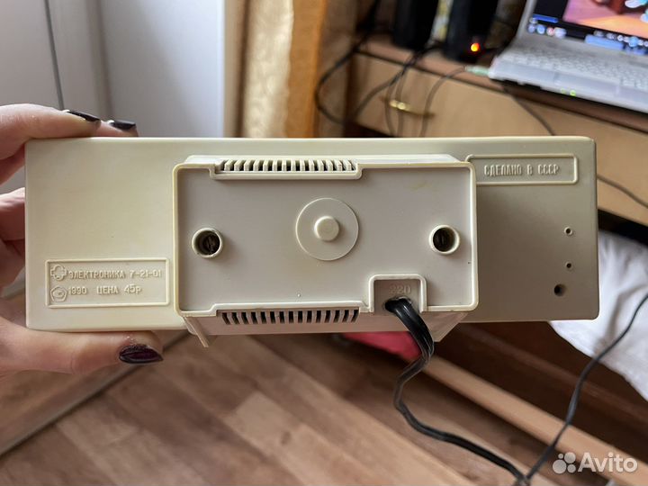 Советские настольные часы Электроника