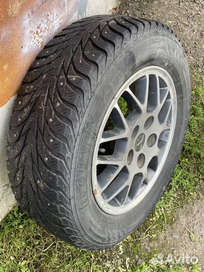 Yokohama IceGuard Stud IG65 20.5/65 R15