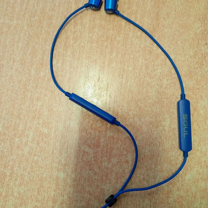 драйвера Гарнитуры и наушники во всех регионах с доставкой