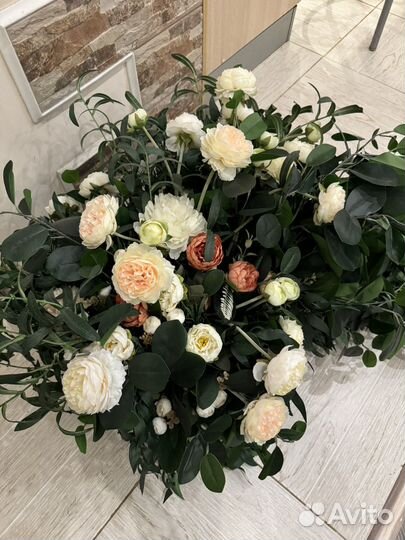 Цветы на свадьбу, экибана из цветов