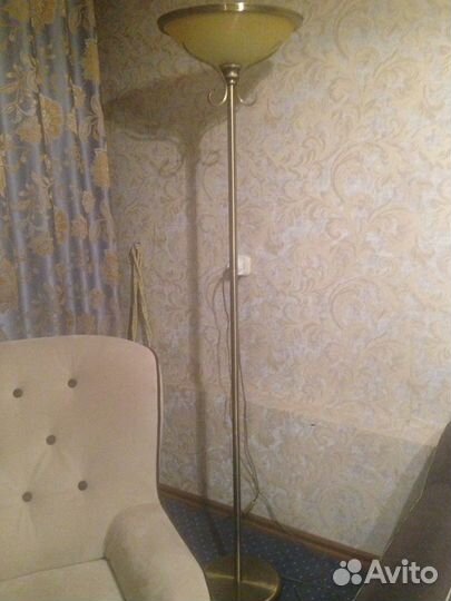 Люстры торшеры