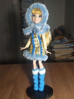 Кукла эвер афтер хай, кукла ever after high