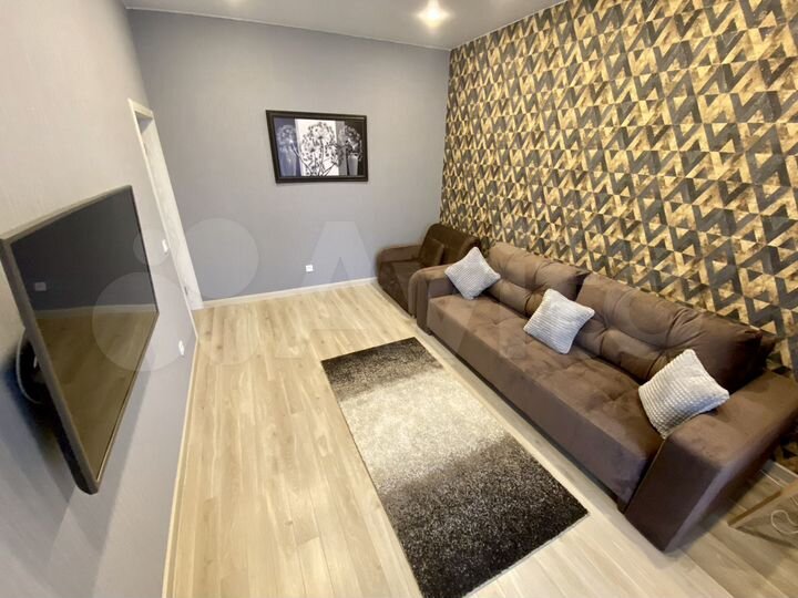 2-к. квартира, 70 м², 9/9 эт.