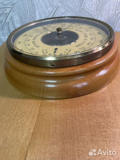 Барометр настенный Утес