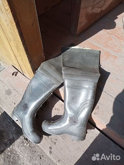 Болотные сапоги