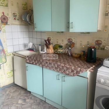 2-к. квартира, 49 м², 3/5 эт.