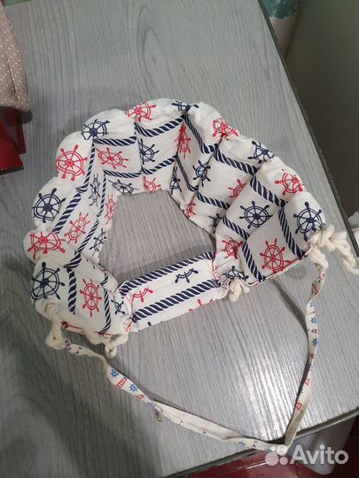 Круг на шею и шапочка-русалка для купания малыша