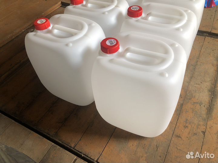 Канистра пластиковая 20 литров