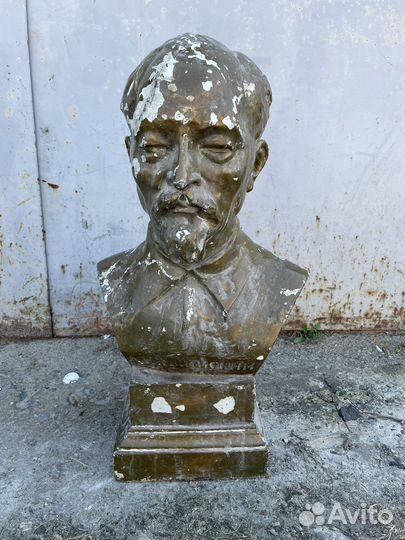 Бюст Дзержинского большой