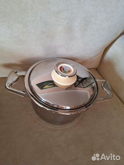Кастрюля Zepter,объём 3,7л.Новая