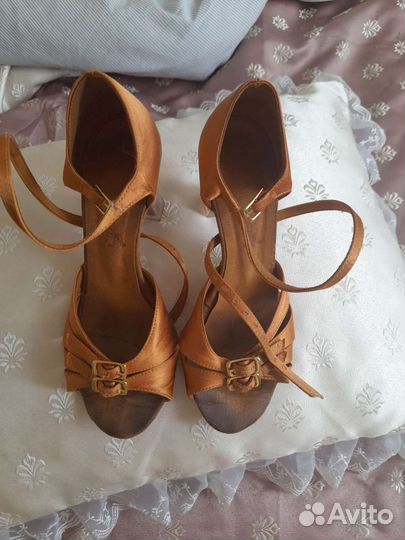 Туфли,латина,атлас