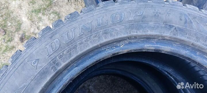 Dunlop SP Winter Ice02 205/55 R16