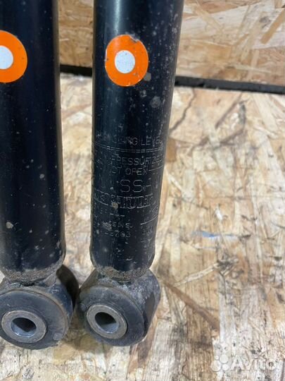 Задние амортизаторы Ниссан Альмера G15