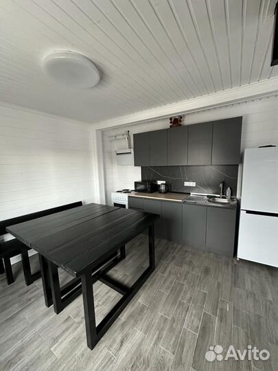 Сауна в доме у пруда