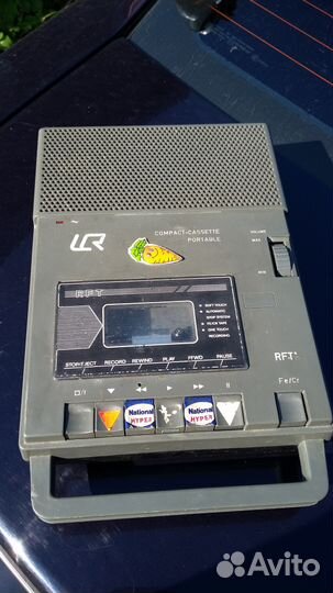 Радиоприёмник и магнитофон