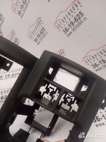 Корпус переключателей света. Opel Corsa B X10XE