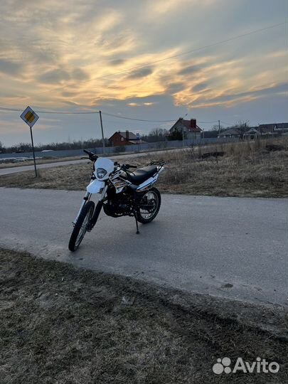 Stels enduro 250