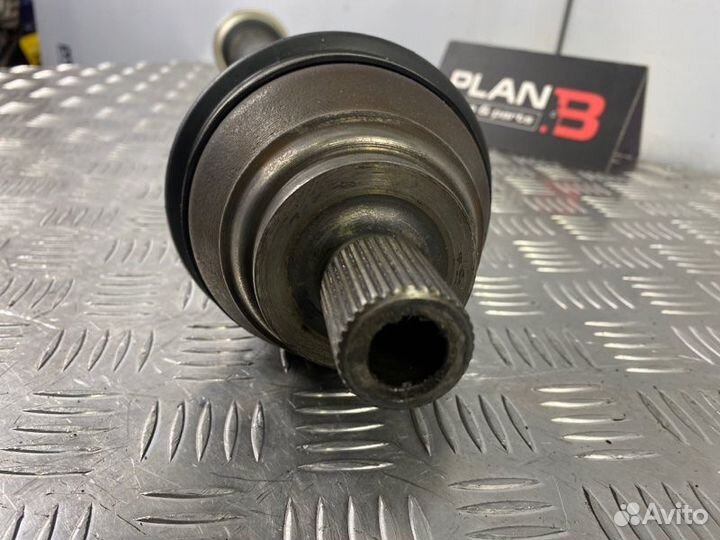 Привод передний правый Volkswagen Golf MK6 caxa