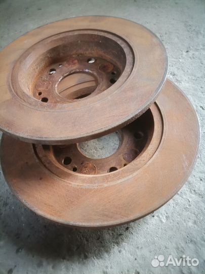 Honda Civic 8 5D задний диск и ступица