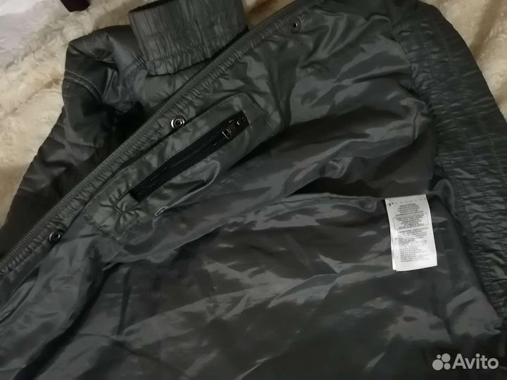 Куртка Reebok женская