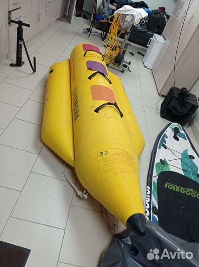 Надувной банан