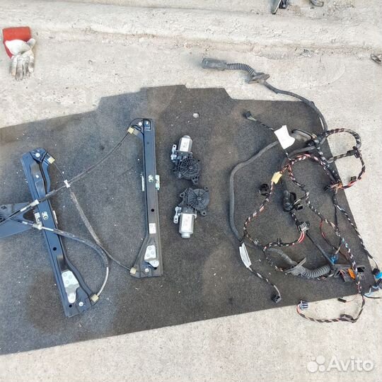 VW Polo 5 Sedan стеклоподьёмник передний моторчик