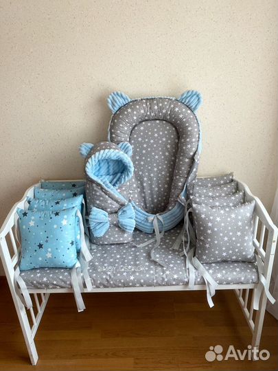 Бортики подушки в кроватку